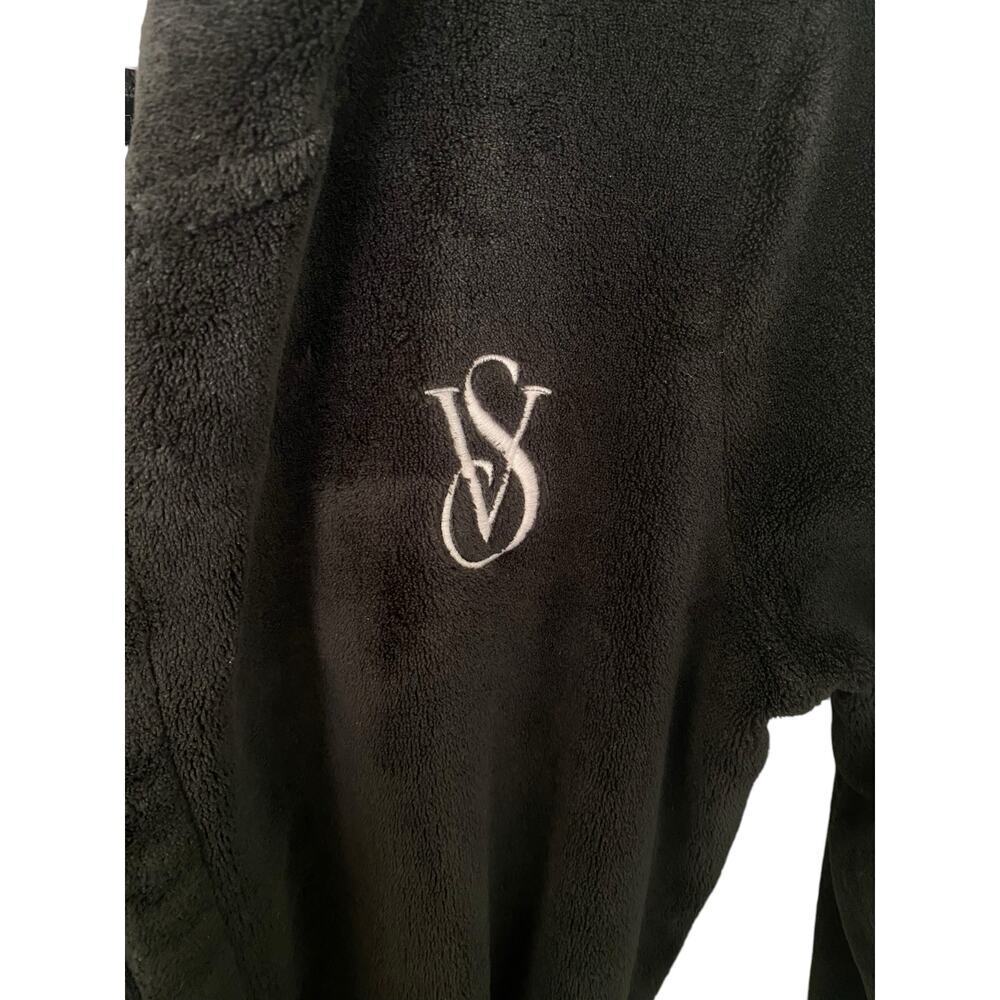 Victoria Secret Black Sherpa Cozy Hooded Robe with Belt Embroidered Logo XS - Picture 4 of 7